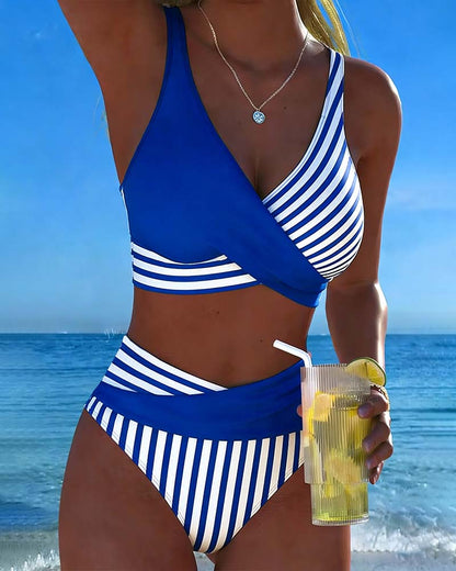 👙☀️[40-100 kg] Letni dwuczęściowy komplet bikini w paski z tęczowymi blokami kolorów – ✅Płatność przy odbiorze
