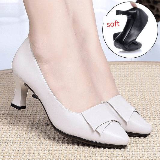 💥【35-41】Eleganckie buty na średnim obcasie i wykonane z miękkiej skóry, modne i stylowe. 3681632