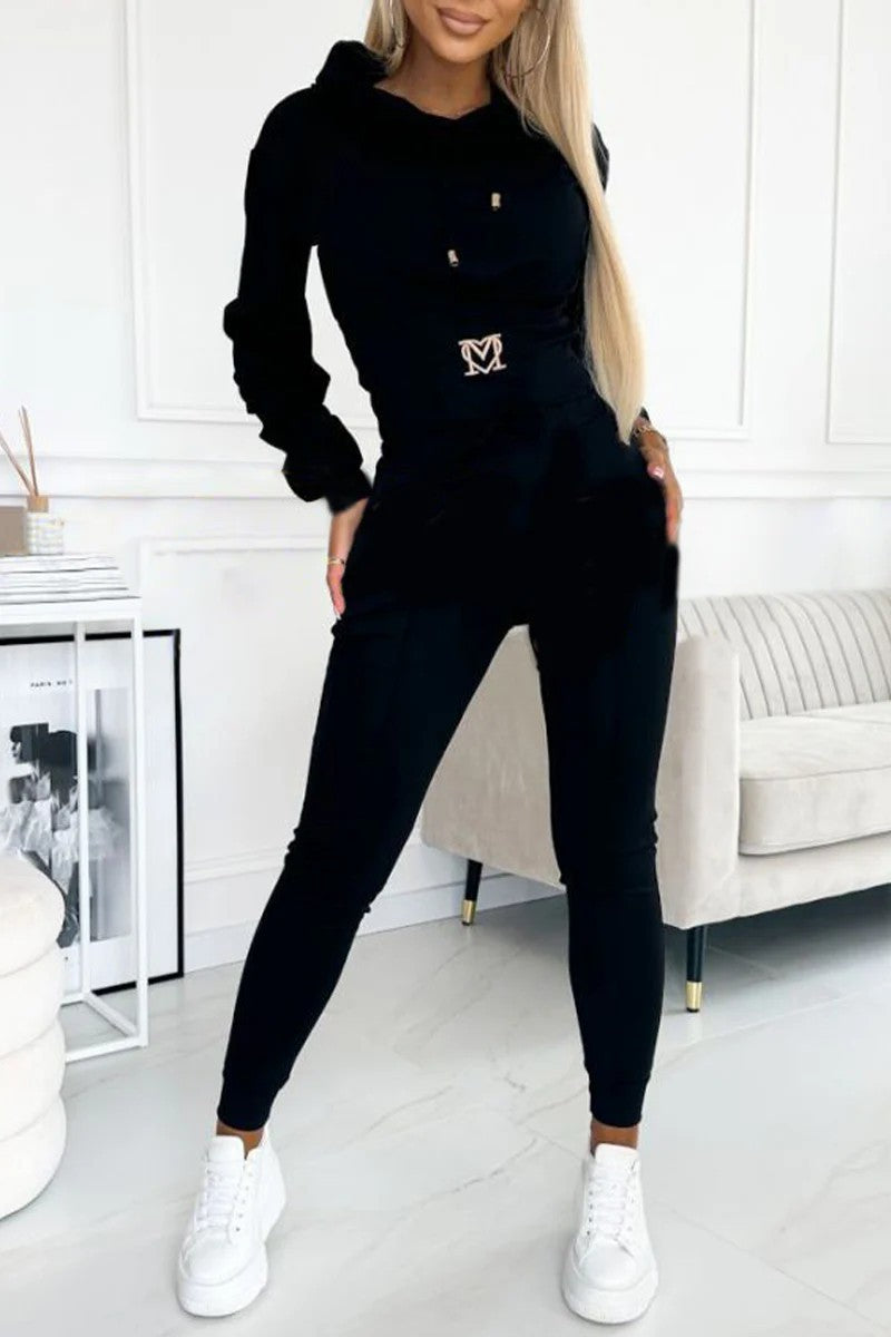 🔥50% popust🔥 Ženski dvodelni športni komplet s kapuco - Udobno in elegantno športno oblačilo, primerno za trening in prosto nošenje🏃‍♀️💫