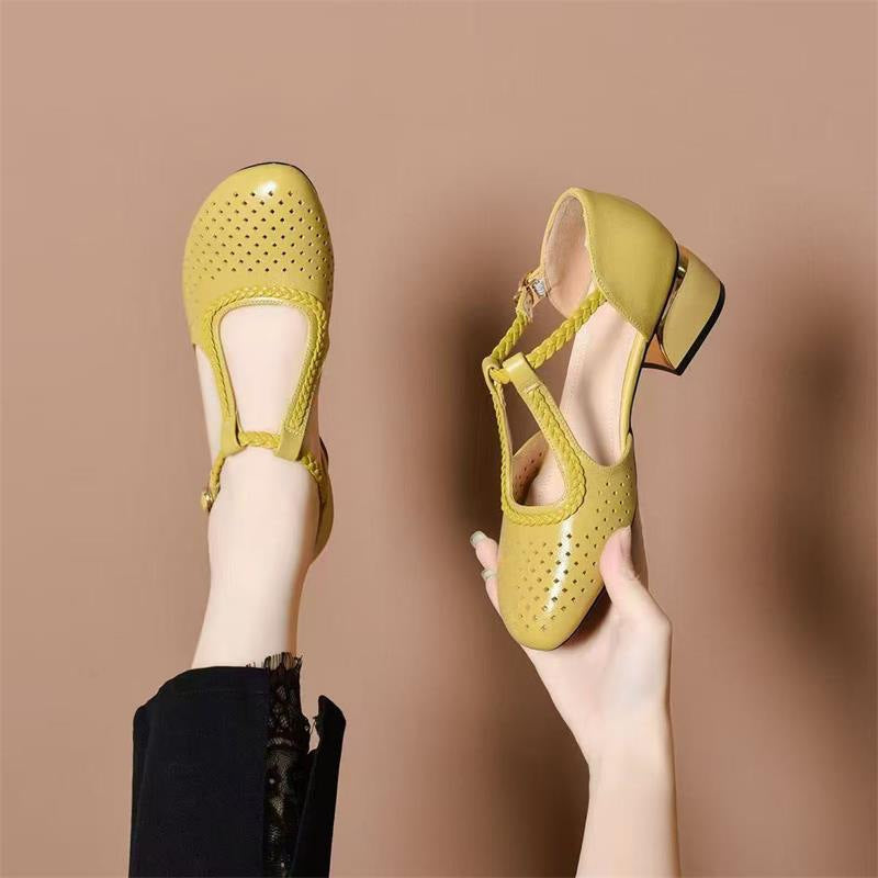 🔥【50% OFF】🔥【35-40】2025 Letnie sandały, gruby obcas, miękka skóra, wydrążone i oddychające, nowy styl