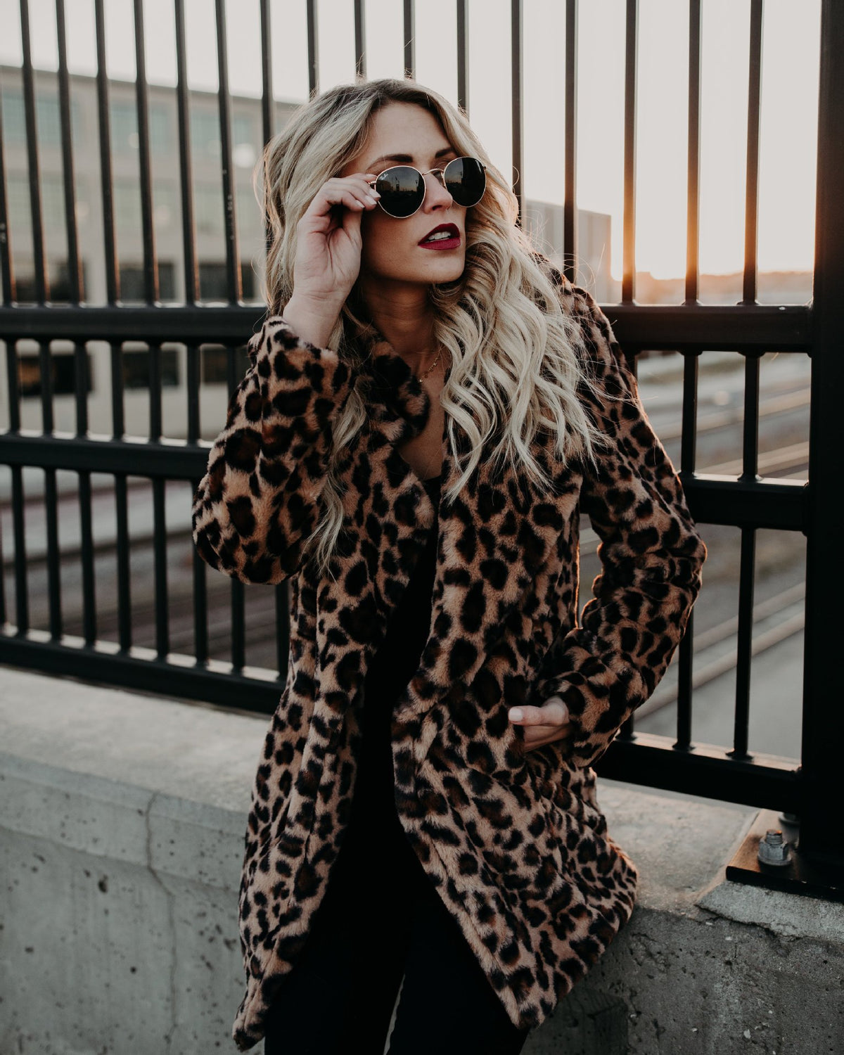 🔥Ostatni dzień 30% zniżki🔥【S-3XL】Modna zimowa kurtka z sztucznego futra z leopardzim wzorem.3873301