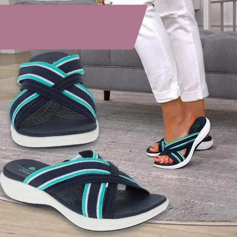 🔥【35-40】🍃👡 Ženske sandale s platformom i klinastim vrhom, okruglim vrhom, crossover stilom, prikladne za svakodnevno nošenje.