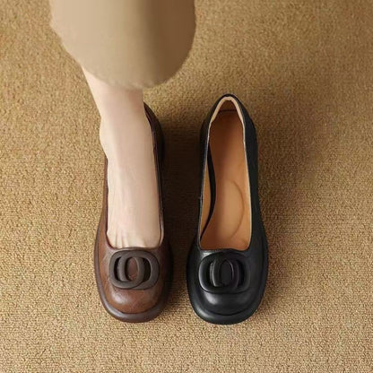 👠【35-40】2025 nove 4CM svestrane modne mekane kožne cipele s retro debelom petom i okruglim prstima3915276