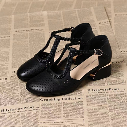 🔥【50% OFF】🔥【35-40】2025 Letnie sandały, gruby obcas, miękka skóra, wydrążone i oddychające, nowy styl