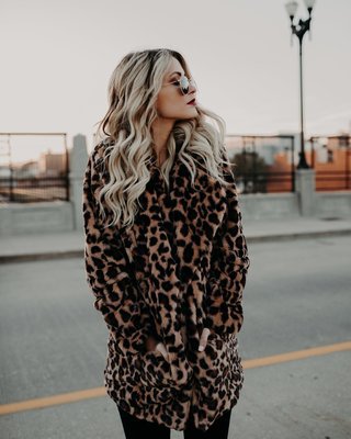 🔥Ostatni dzień 30% zniżki🔥【S-3XL】Modna zimowa kurtka z sztucznego futra z leopardzim wzorem.3873301