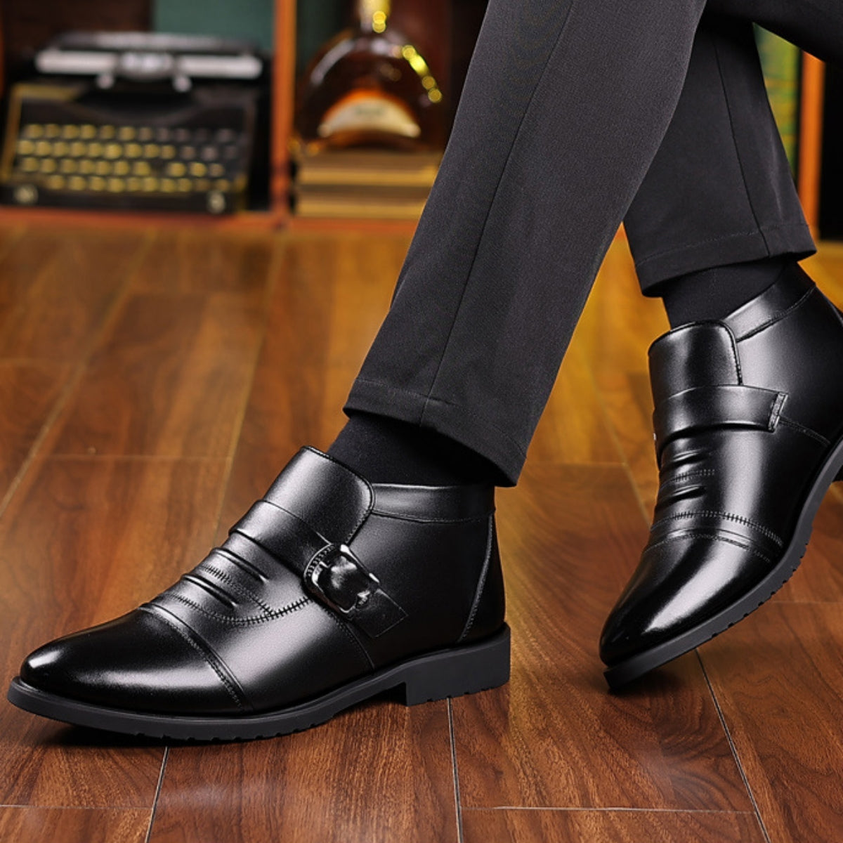 ✨📢【Časově omezená sleva 50%】【39-44】Pánské zimní kožené boty s kožešinovým lemem a silnou podrážkou, zaručené teplo a pohodlí