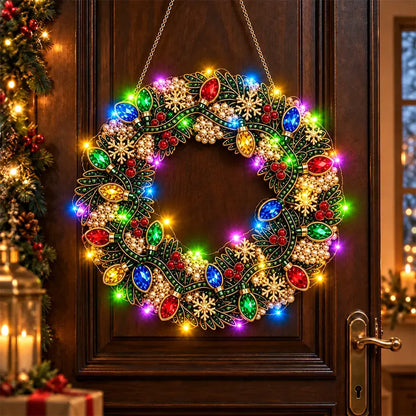 🎄 Božićni vijenac „uradi sam” s dijamantima, biserima i LED lampicama! Izdržljiva akrilna podloga · 9 blagdanskih motiva · Savršen ukras za vrata, zidove i prozore · Poklon od srca!